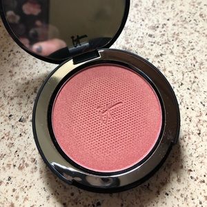 It cosmetics blush